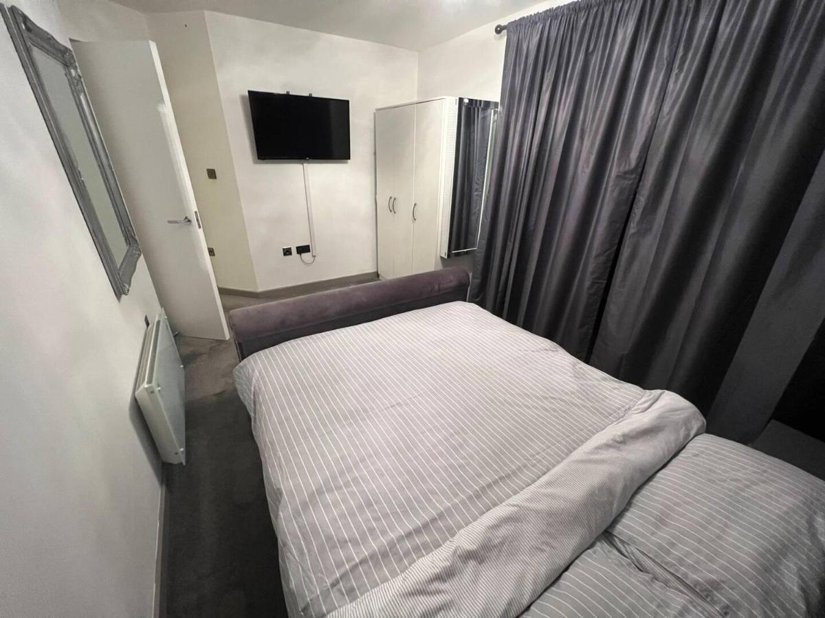 Westside Two Apartment Birmingham Bagian luar foto